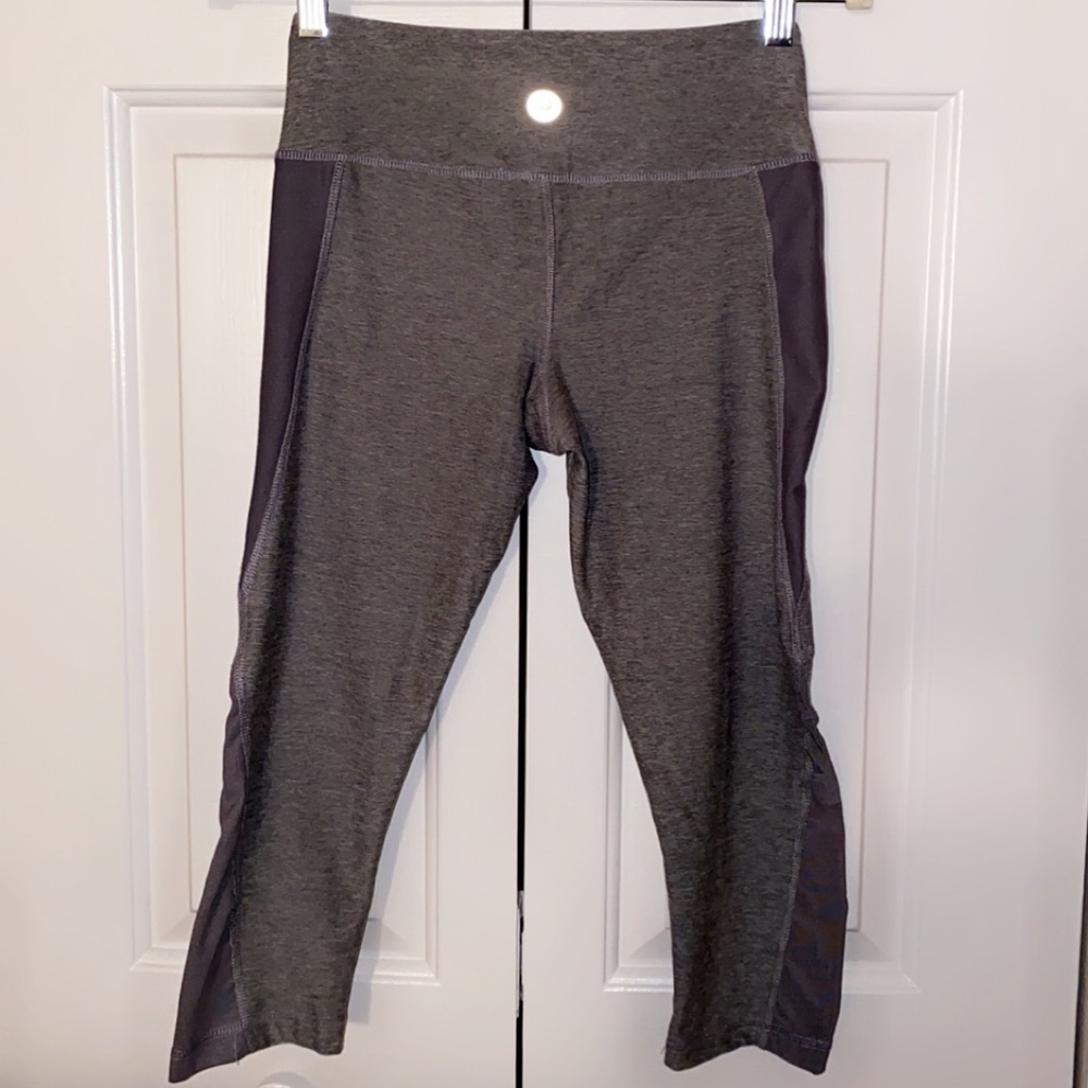 Grey Cropped Leggings